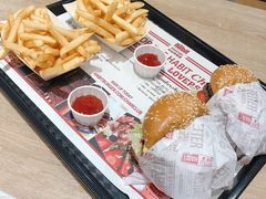 -The Habit Burger Grill 哈比特汉堡(爱琴海店)