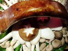 -捞神煲汤火锅(湖滨商业街店)