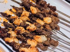碳烤蒜瓣肉筋-红柳枝滩羊烧烤·非遗