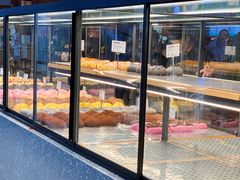 面包甜点陈列柜-LELECHA乐乐茶(上海五角场万达广场店)