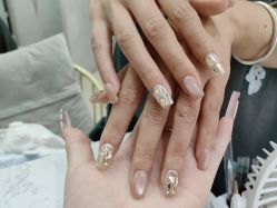 -尤米一站式美甲美睫