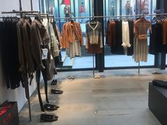 -URBAN REVIVO(深圳华润万象天地店)