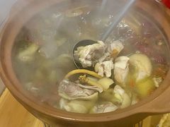 -威邵鸡煲(西华路总店)
