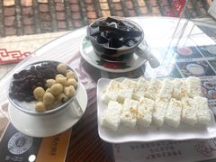 -周大娘牛乳(旧寨古村总店)