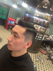 -海文先生国潮烫染男士理发馆
