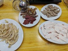 -州记·肠粉·牛肉火锅(福安店)