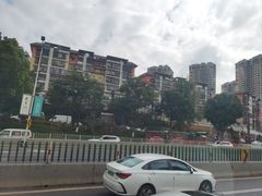 -昆明火车站(地铁站)