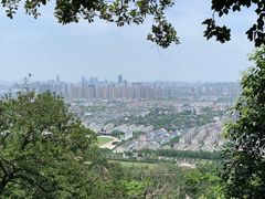 -灵岩山风景区