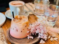 -FLOVIE FLORIST CAFE