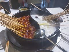 鸳鸯锅-钢管厂歆瑞源油卤串串香(春熙路太古里店)