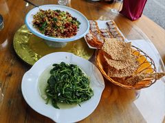 -邹胖哥好好吃餐馆(荔波美食街店)