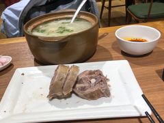 -贯贯吉·清真餐厅(浙江中路店)