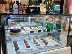 面包甜点陈列柜-GODIVA(国际金融中心店)