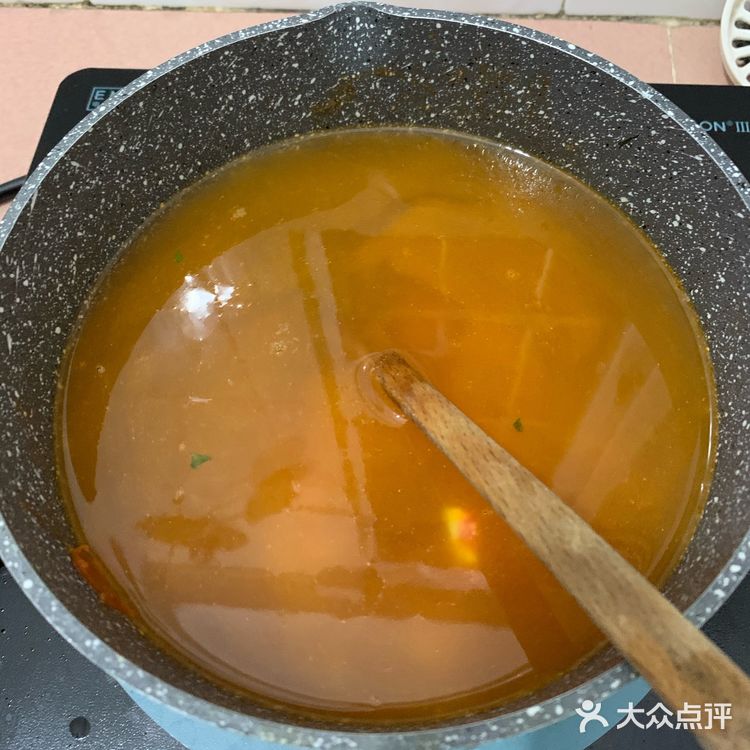 酸酸甜甜的番茄虾仁红烧牛肉面