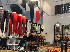 -lululemon(比斯特购物村店)