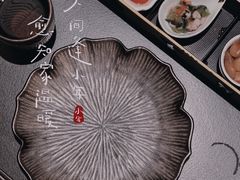 -铭牛烧肉·和牛海鲜自助(高新月牙湖店)