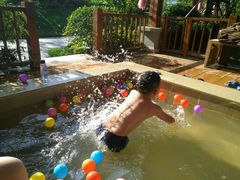 -思念果岭悦温泉