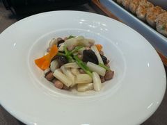 -香山湖家家宴(中山陵店)