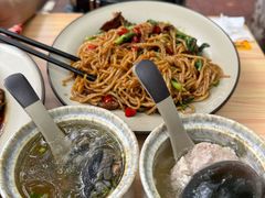 -粉观右江西鲜辣米粉(天地店)