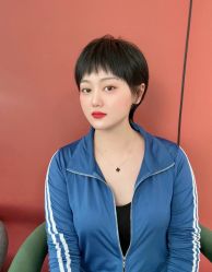 -虫二·专注健康烫染沙龙