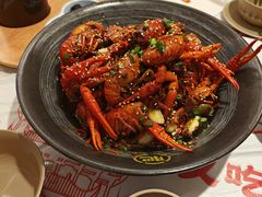 -肥肥虾庄·金牌油焖大虾(汉口城市广场店)