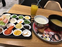 -妈妈故事米线(市府恒隆店)