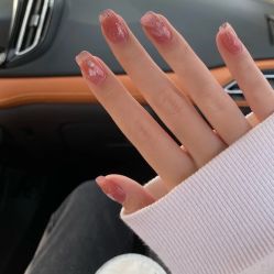 -悦指间美甲美睫