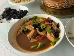 -天乐农家鱼头王(天目湖店)