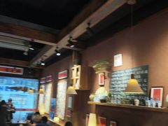-巴卤社老火锅(财富店)