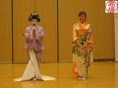 演出-日本大使馆-新闻文化中心