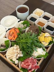 -盈月阁母婴护理中心·月子中心·月嫂育儿嫂