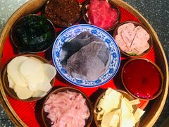 土货九大碗-董眼镜火锅(洪崖洞总店)