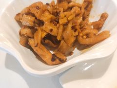 -尘香•传统川菜(创汇首座店)