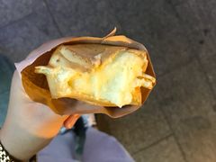 奶油-薛新颖红豆饼(中式甜点山师店)