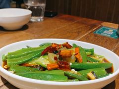 捞汁鲜秋葵-前海沿·青岛菜(大拇指广场石老人店)