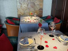 -弦月窗LUNETTE BY AMANDA(复兴路店)