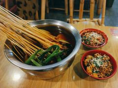 -拐枣巷小串串(财大店)