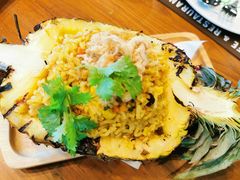 -Chom Cafe and Restaurant