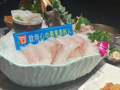 -德天肥牛海鲜火锅(城西银泰店)