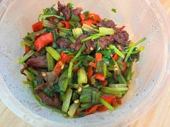 小炒黄牛肉-江湖亮亮大排档(武汉总店)