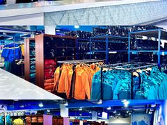 -乔波室内滑雪场