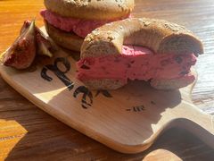 -Catch Bagel(芳草地店)