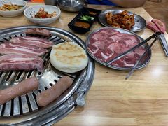 -牛信亭韩国料理·炭火烤肉(紫藤路店)