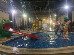 -泉城欧乐堡戏水湾艺术养生温泉