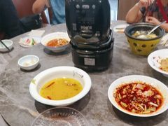 -有红鸡毛店·川菜(建设路店)