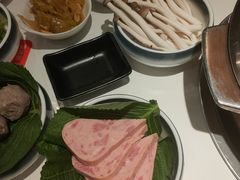 -烹然四季椰子鸡火锅(姚家园万象汇店)
