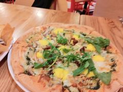 -城市大道红炉披萨烘焙坊