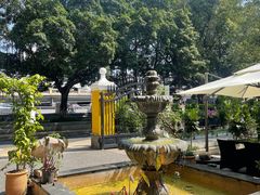 -火车头法国西餐厅