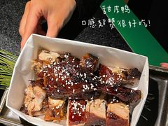 -三出山火锅(南京万象天地店)