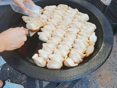 网红锅贴-锅贴大王南翔小笼(临沂二村店)